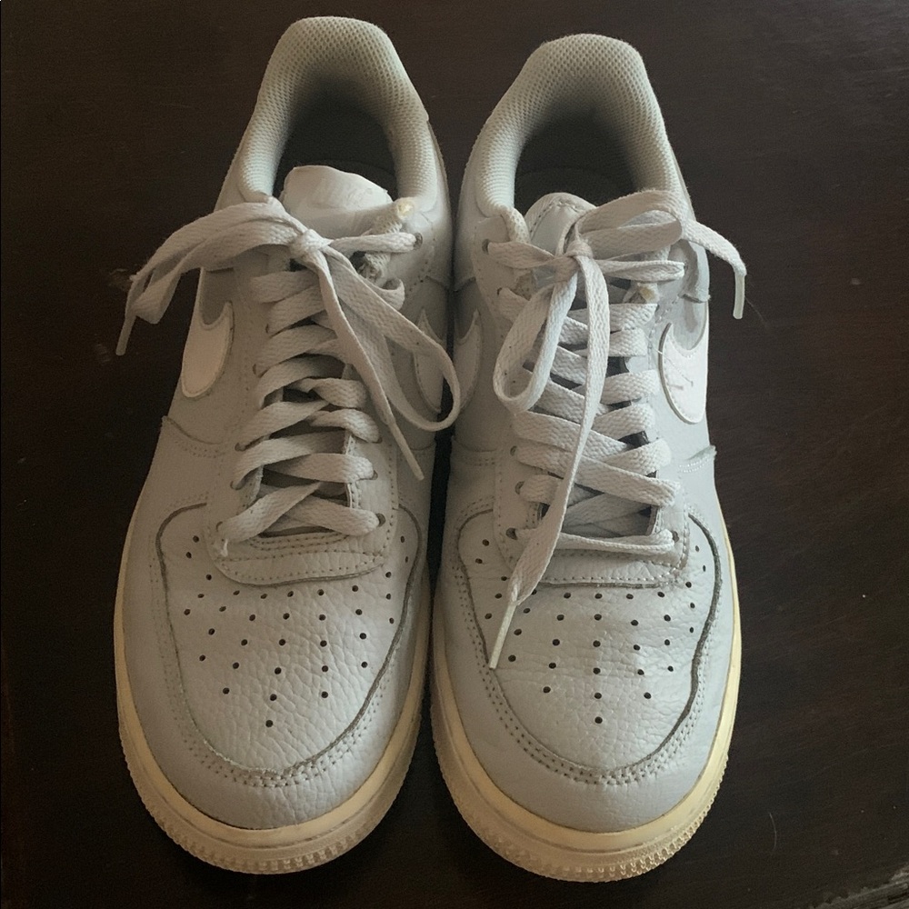 Nike Men's Light Gray Air Force